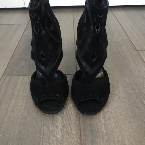 Gorgeous SIGERSON MORRISON bootie heels - Picture 2 of 4